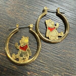 Disney's Winnie the Pooh Gold Tone Metal 1" Hoop Loop Huggies Earrings Vintage